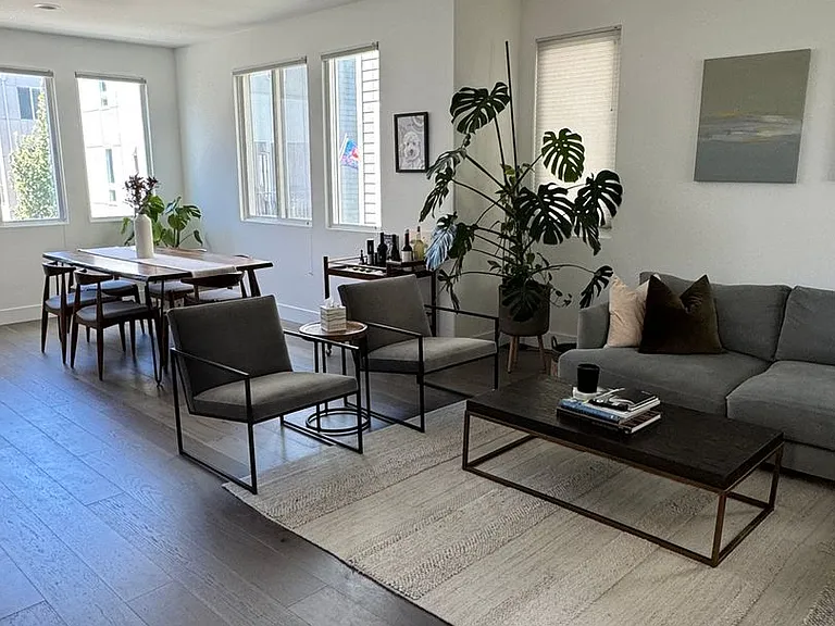892 Estuary St — Photo 11