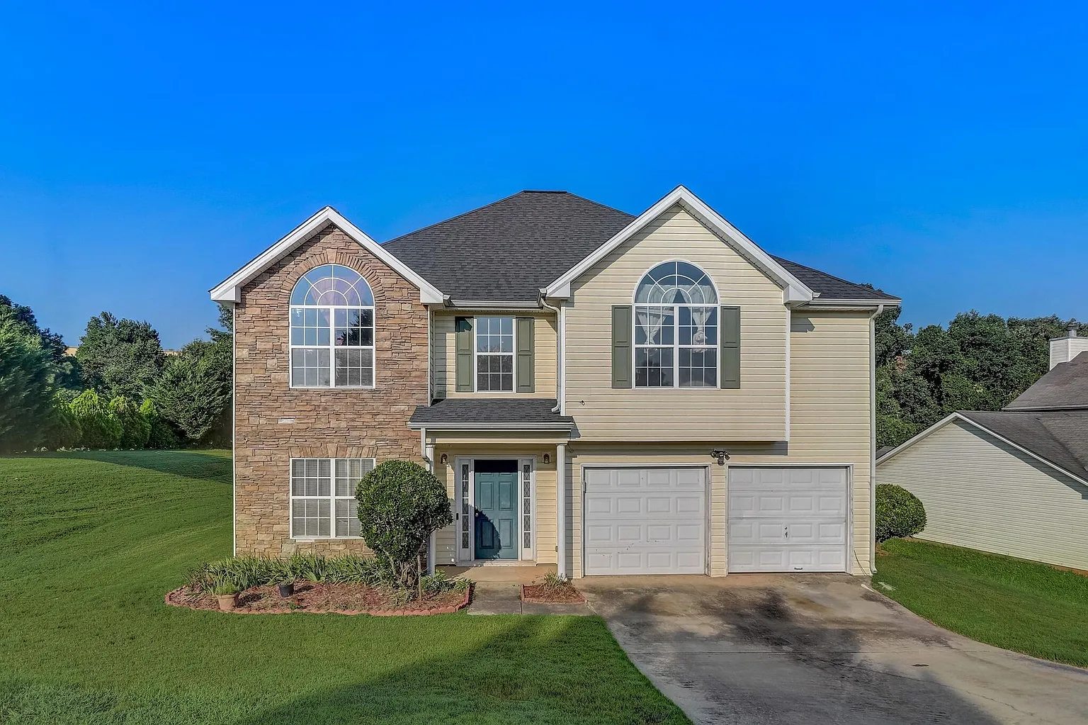 1504 Callaway Loop photo 1