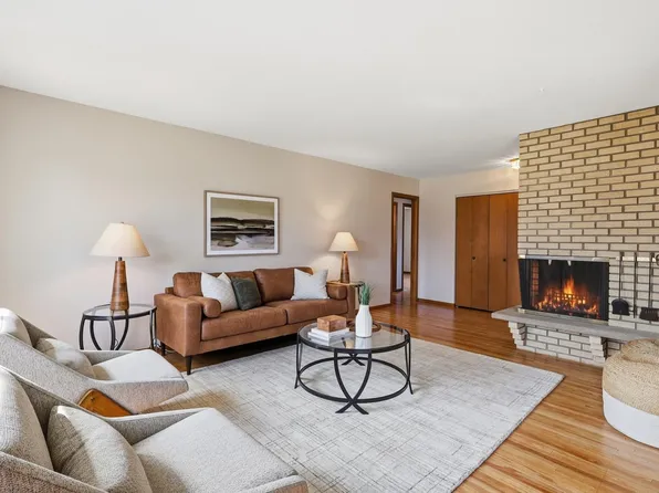 8409 32nd Pl N, Crystal, MN 55427