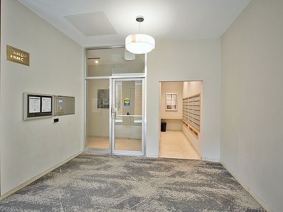 5th image of 3950 N Lake Shore Dr APT 1423D