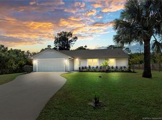 1136 SE 14th St, Stuart, FL 34996