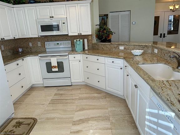 5th image of 1121 Swallow AVE #2-602