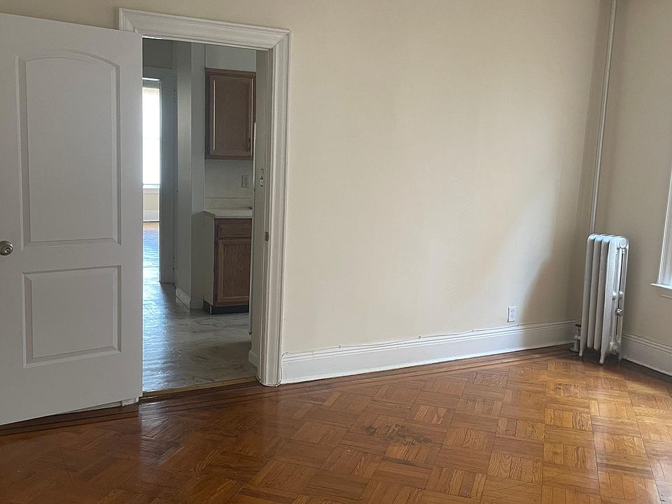 1st image of 12-06 116th St Floor 1