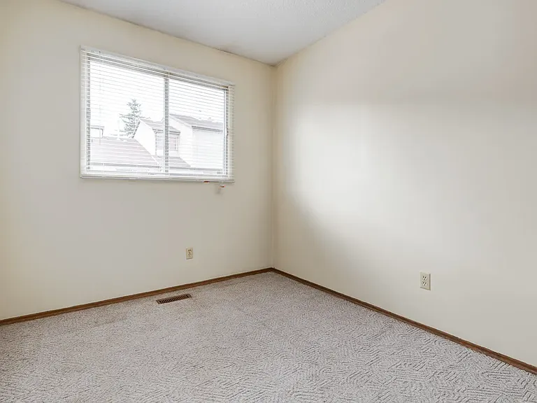 1 Huntington Hl NW — Photo 36