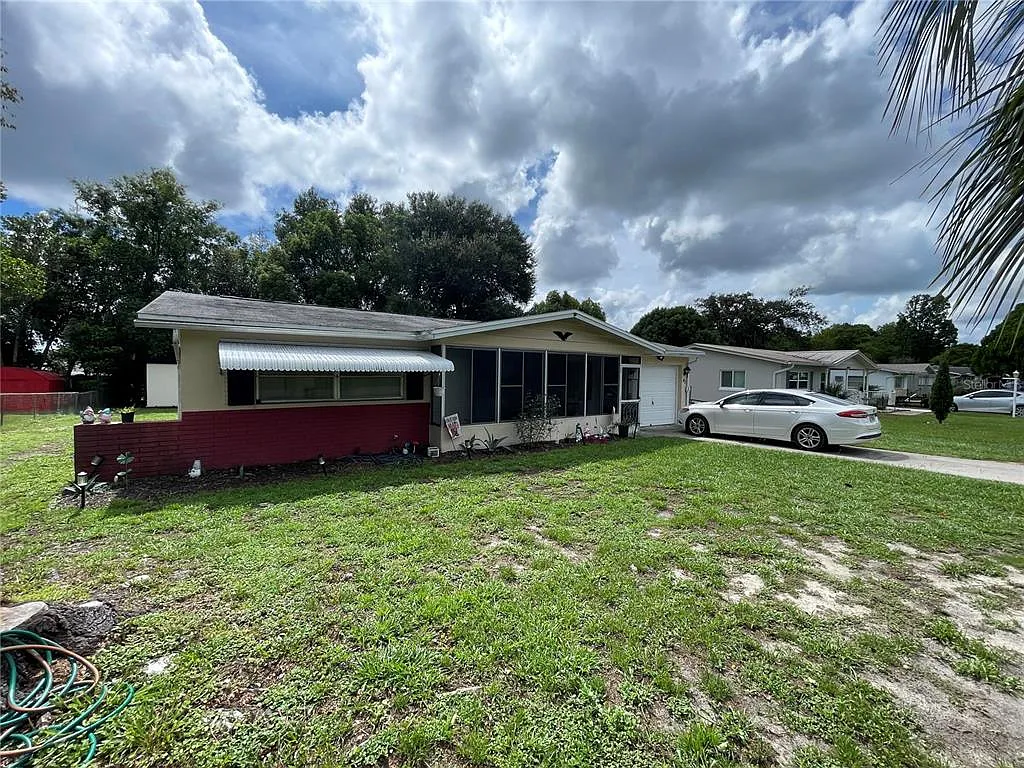 2 bed, 1.5 bath, 932 sqft, $1,450 — Photo 1