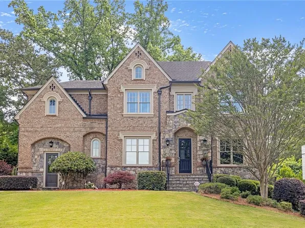 2248 Oakawana Dr NE, Atlanta, GA 30345