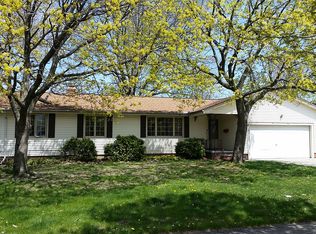 15848 Maureen Dr, Middleburg Heights, OH 44130