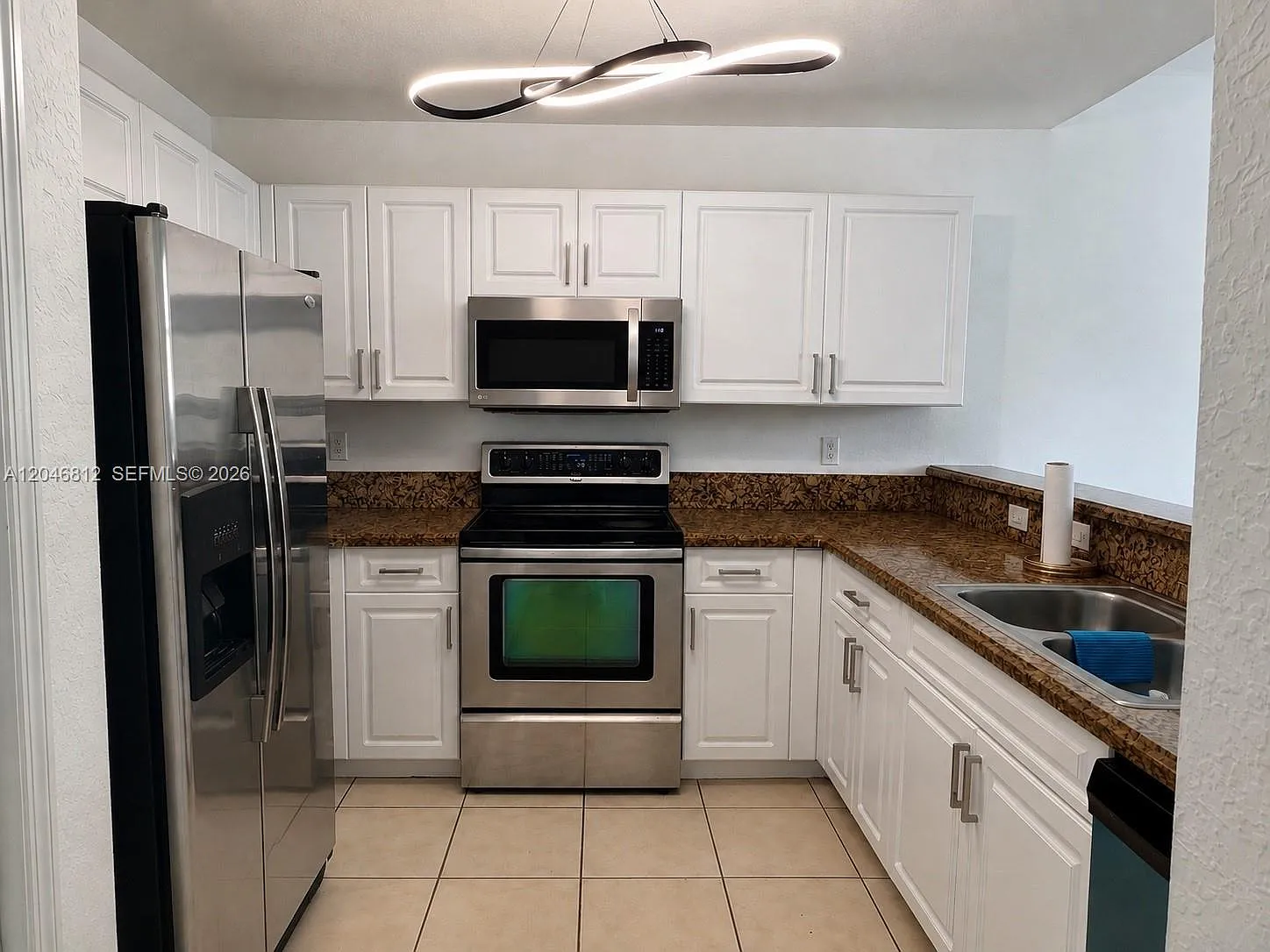 Promenade Shores At Doral — Photo 1
