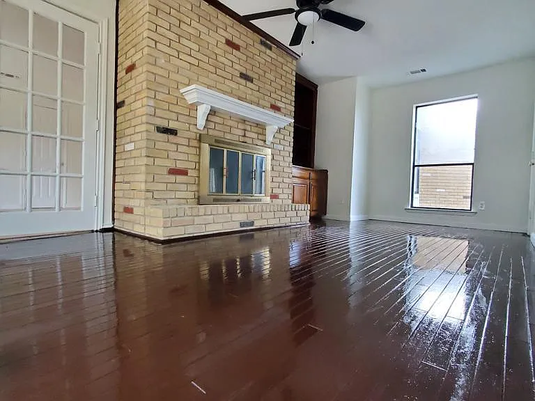 1511 Estates Way — Photo 31
