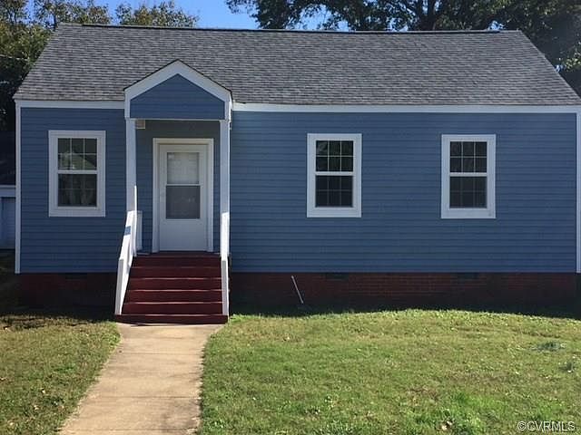 1st image of 223 S Fern Ave