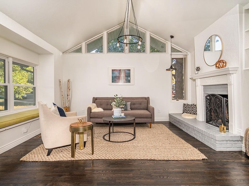 1st image of 2655 S Garfield Cir