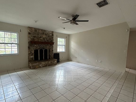 2nd image of 2955 Moore Dr