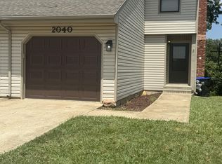 2040 SW 36th St #1, Topeka, KS 66611