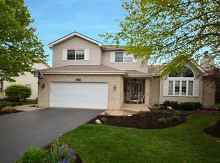 1900 Pebble Beach Dr, Plainfield, IL 60586