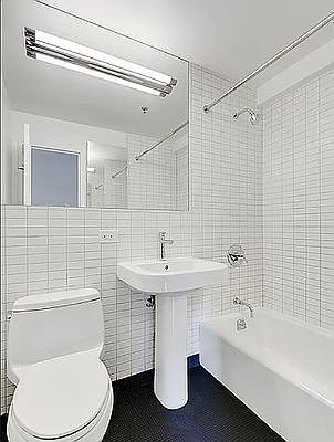 3rd image of 222 E 39th St #31B