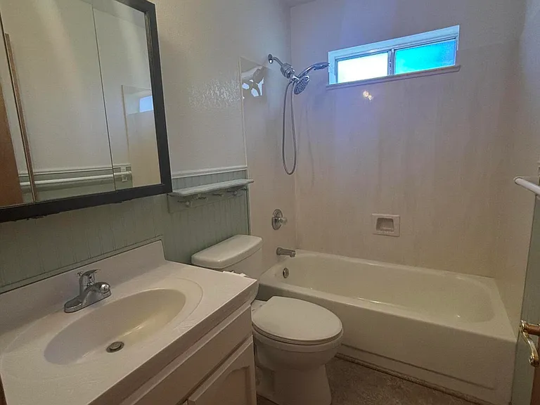 1461 W Foy Dr — Photo 6