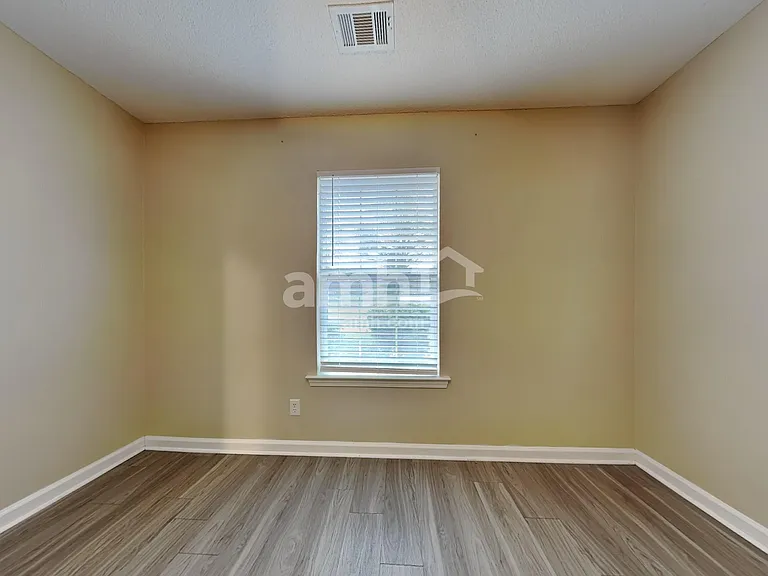 303 Keller Rd — Photo 13