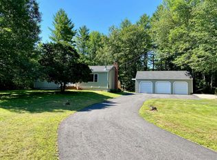 279 Pease Rd, Buxton, ME 04093