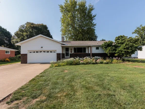 2002 Hull Rd, Sandusky, OH 44870