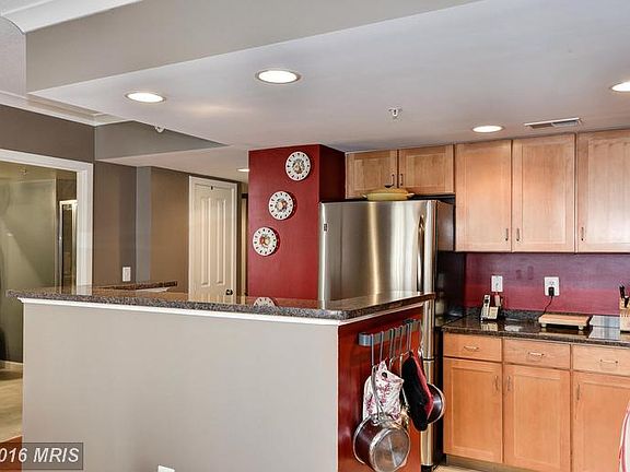 Kitchen (3 of 3)