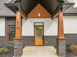 418 Fleeta Williams Way, Sevierville, TN 37862
