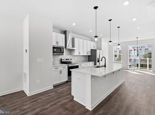 17990 Alicia Ave, Dumfries, VA