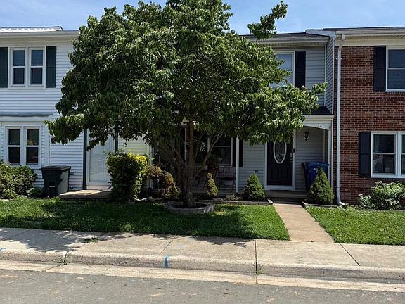 2nd image of 34 Park Pl