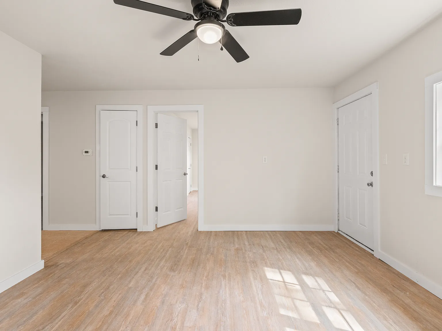 2 bed, 864 sqft, $1,250 — Photo 4