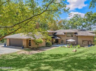 25001 W River Rd, Perrysburg, OH 43551