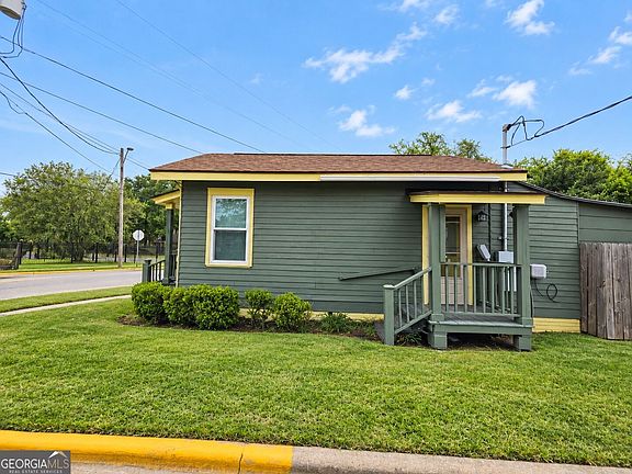 4th image of 1712 Ogeechee Rd