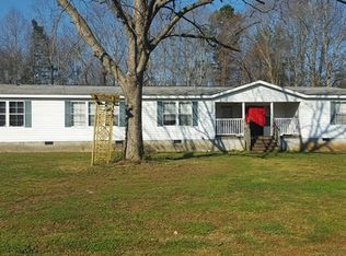 359 Mitchell Rd, Maysville, GA 30558