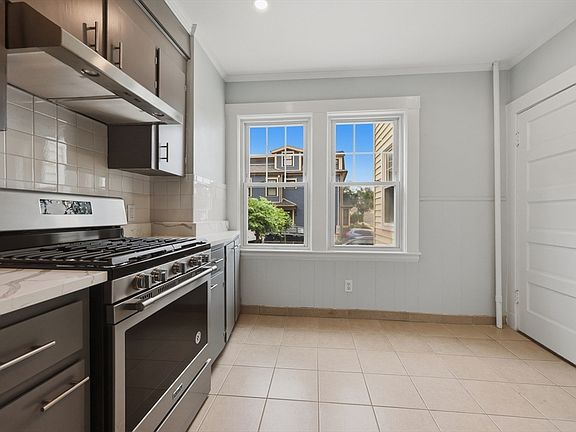 5th image of 146-148 Waverley Ave