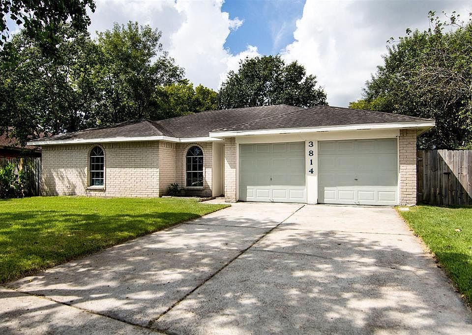 1st image of 3814 Maplewood Dr