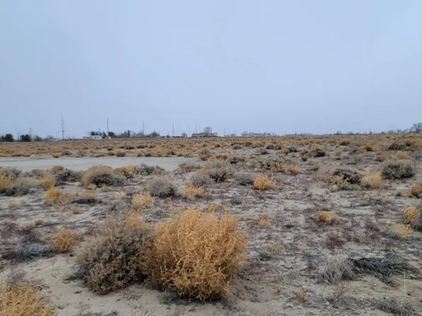 5905 Juniper St, Silver Springs, NV 89429