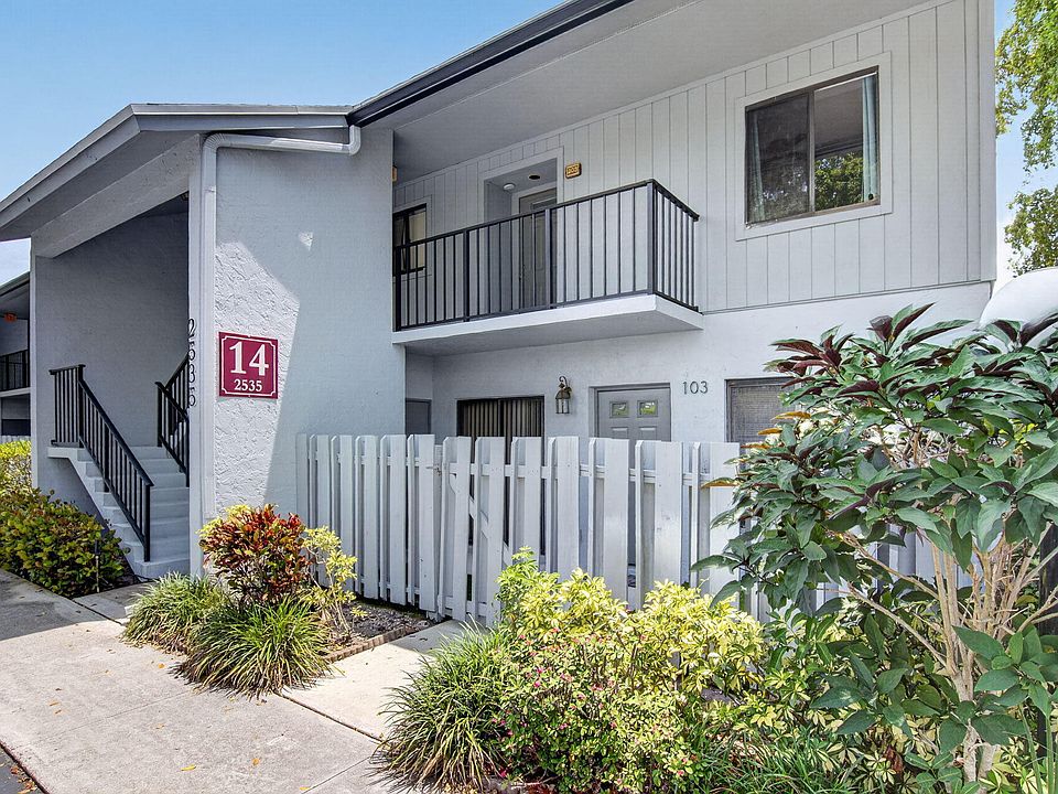 1st image of 2535 SW 22nd Avenue #103