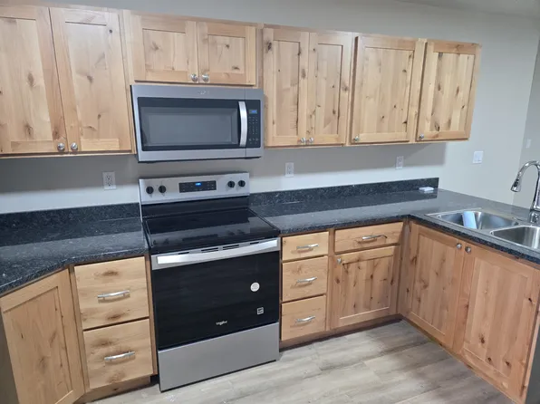 1677 State Highway 35 #D, Kalispell, MT 59901