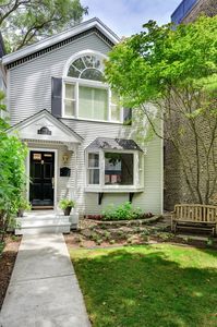 1302 W Schubert Ave #1, Chicago, IL, 60614