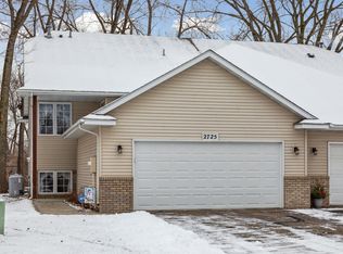 2725 Parkhaven Ct N, Brooklyn Park, MN 55444