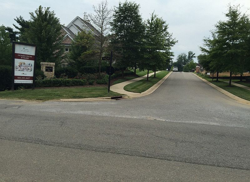 Spring Farm Glen sub division entrance : As seen from spring farm road