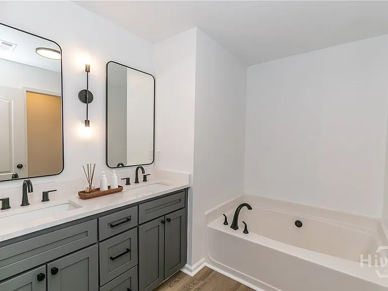 150 The Preserve Dr #13A — Photo 7