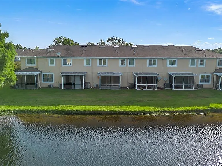 2752 River Landing Dr — Photo 32