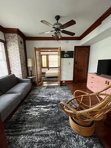 131 Oviedo St #2L Photo 1
