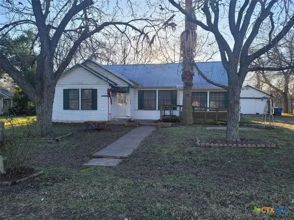 514 N Avenue F, Elgin, TX 78621