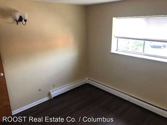 5th image of 515 Riverview Dr #301
