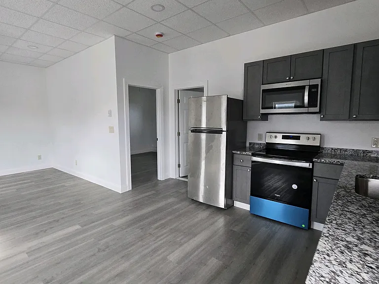 2426 Chenango Rd #3 — Photo 5