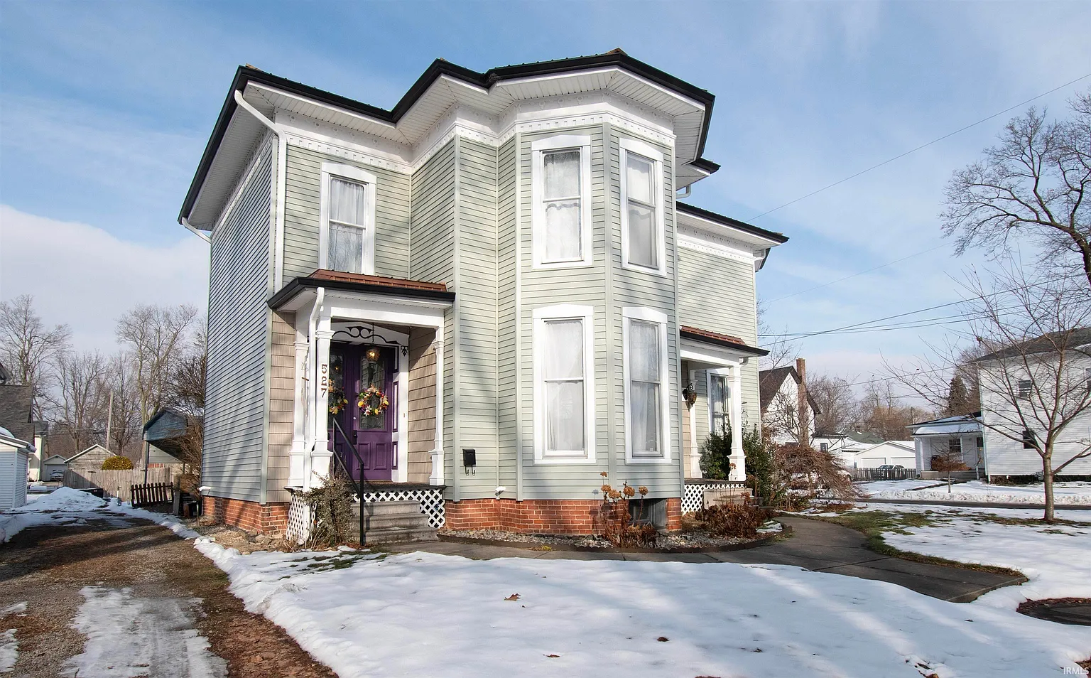 527 E Mitchell St photo 1
