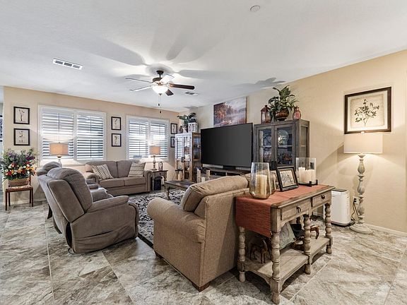 5th image of 1453 Wren Dr