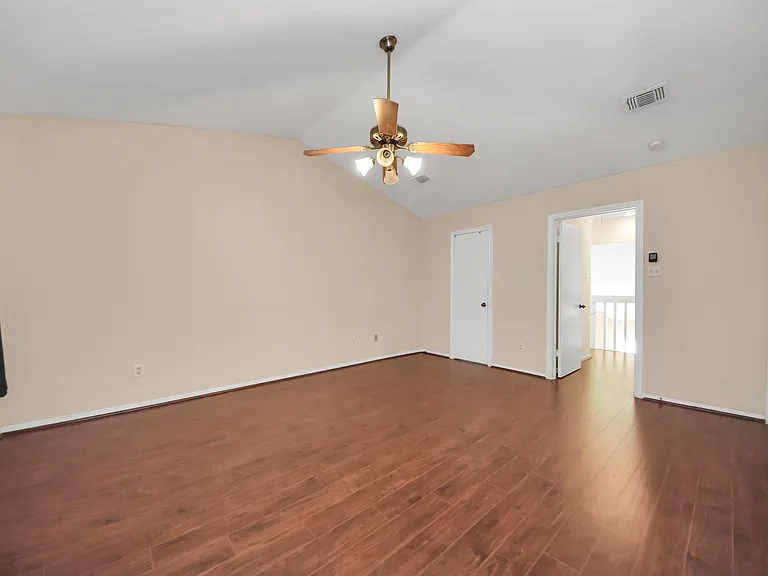 1022 Memorial Village Dr — Photo 24