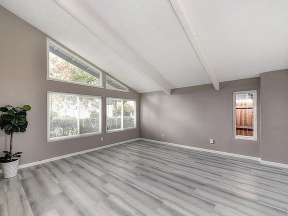 5th image of 2713 Catania Way