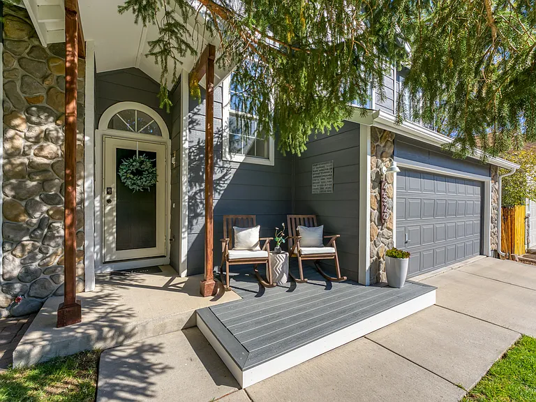 4529 Windcrest Dr — Photo 4